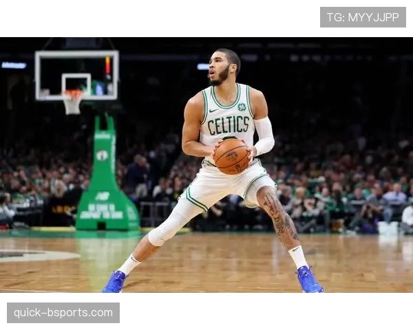 布朗通过挡拆单打效率提升，拉开与塔图姆终结差距