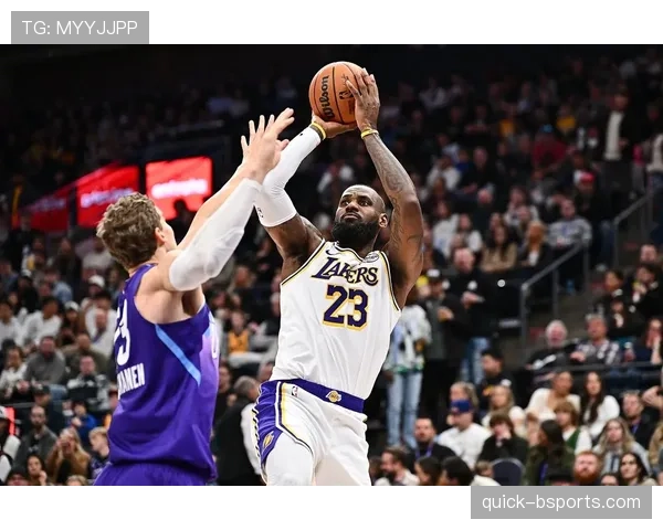 克里斯·波什挡拆拉开空间助詹姆斯提升关键投篮效率