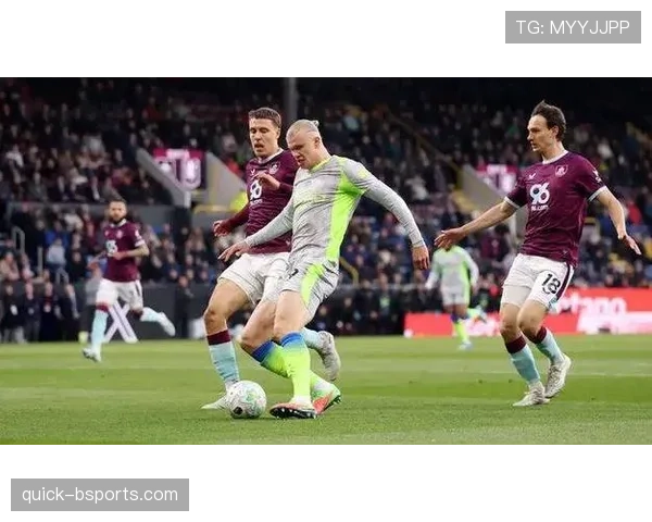 曼城高位压迫成软肋，快攻反击暴露防守隐患